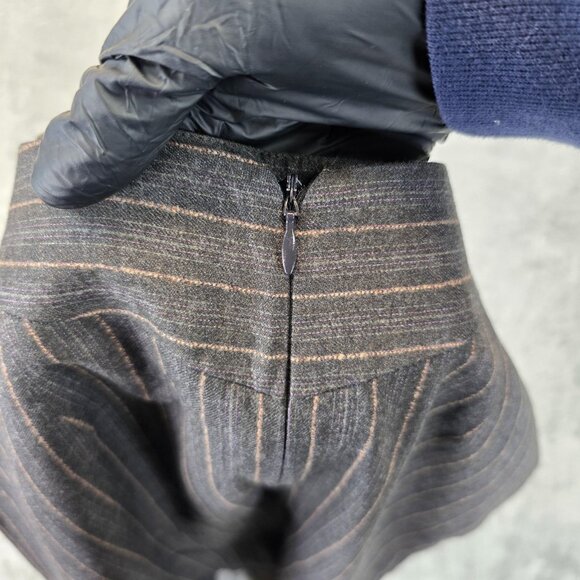 MaxMara Skirt Womens 4 Gray Pinstripe Wool Blend Made In Italy Career Workwear - Picture 7 of 10